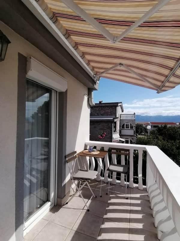 Apartment Krmpotic Vir Exterior photo